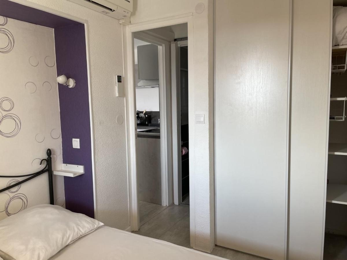 Bormes-Les-Mimosas - Appart 25M2 Avec Balcon - 4P Esterno foto